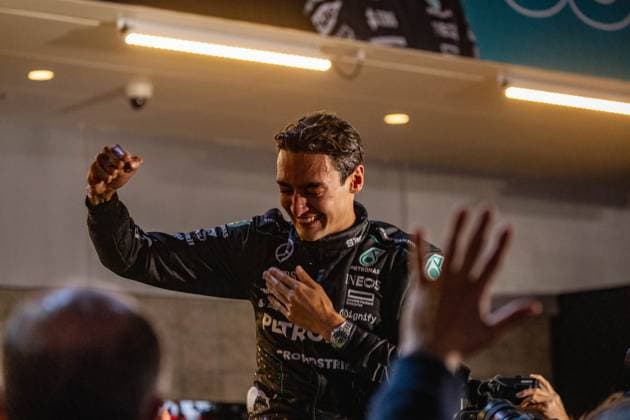 The Mercedes team celebrates its winner George Russell UK, Mercedes AMG Petronas F1 Team 63 USA, Formula 1 World Championship, Grand Prix of Las Vegas, Las Vegas Strip Circuit, 23 11 2024 USA, Formula 1 World Championship, Grand Prix of Las Vegas, Las Vegas Strip Circuit, 23 11 2024 Las Vegas Copyright: xEibner-Pressefoto ThomasxFuesslerx EP_TFR