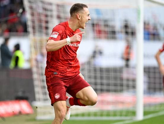 Soccer 2 Bundesliga Season 2024 25 1 FC Kaiserslautern 24 11 2024 Fritz Walter Stadion 1 FC Kaiserslautern fck Eintracht Braunschweig bs Filip KALOC 1 FC Kaiserslautern cheers after the 1 0 1 FC Kaiserslautern