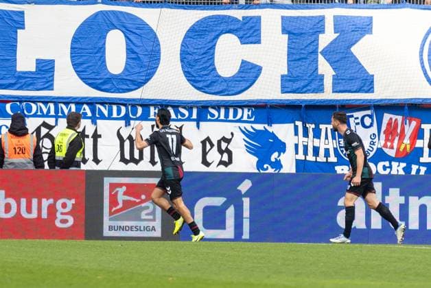 24 11 2024, Soccer, GER, Season, 2 Liga, Season 2024 2025, Matchday 13, SSV Jahn Regensburg 1 FC Magdeburg Cheering after the 1 0 for Magdeburg by Mohammed El Hankouri DFL REGULATIONS PROHIBIT ANY USE OF PHOTOGRAPHS AS IMAGE SEQUENCES AND OR QUASI VIDEO Regensburg Bayern Germany Jahnstadion Regensburg