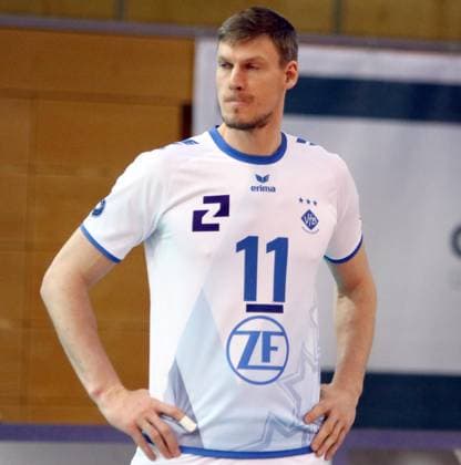 Frustration after the defeat Marcus BOEHME Friedrichshafen , He Volleyball, DVV Pokal Quarterfinal 2024 25, TSV Haching Muenchen vs VfB Friedrichshafen, Geothermie Arena, Unterhaching, 24 11 24, Copyright: