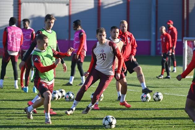Thomas MUELLER MÜLLER,Bayern Muenchen ,Joshua KIMMICH Bayern Muenchen ,Leon GORETZKA Bayern Muenchen ,Action, Final training Soccer Champions League league phase, FC Bayern Muenchen Paris Saint German PSG on 26 11 2024, A L L I A N Z A R E N A