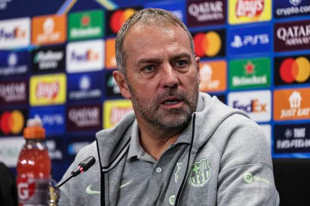 November 25, 2024, Sant Joan Despi, Barcelona, SPAIN: Hansi Flick, head coach of FC Barcelona, Barca attends his press conference, PK, Pressekonferenz during the training day of FC Barcelona ahead the UEFA Champions League, football match against Stade Brestois 29 at Ciudad Esportiva Joan Gamper on November 25, 2024 in Sant Joan Despi, Barcelona, Spain. Sant Joan Despi SPAIN - ZUMAa181 20241125_zaa_a181_056 Copyright: xJavierxBorregox