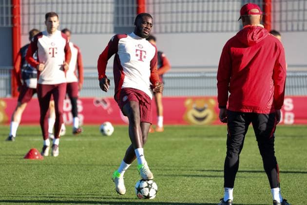 Dayot Upamecano FC Bayern Muenchen, 02 with ball at training, Ger, Final training, FC Bayern Muenchen, Football, UEFA Champions League, Matchday 5, Season 2024 2025, 25 11 2024, Ger, Final training, FC Bayern Muenchen, Football, UEFA Champions League, Matchday 5, Season 2024 2025, 25 11 2024 Muenchen Copyright: xEibner-Pressefoto JennixMaulx EP_JML