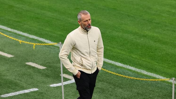 RB Leipzig pitch inspection Champions League Milan, 25 11 2024, Giuseppe Meazza Stadium, Football, Champions League, Matchday 1, RB Leipzig vs Inter Milan on 26 11 2024 , RB Leipzig pitch inspection , In the picture coach Marco Rose, RB Leipzig , Picture Point