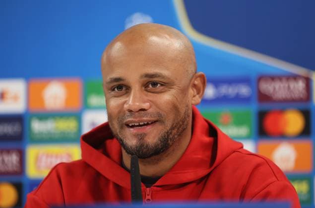 Munich, Germany, November 25, 2024 Football, Men, Season 2024 2025, FC Bayern Munich, Säbener Strasse, Training ground, International press conference, Champions League Vincent Kompany, Coach FC Bayern Munich Head, Portrait at the press conference