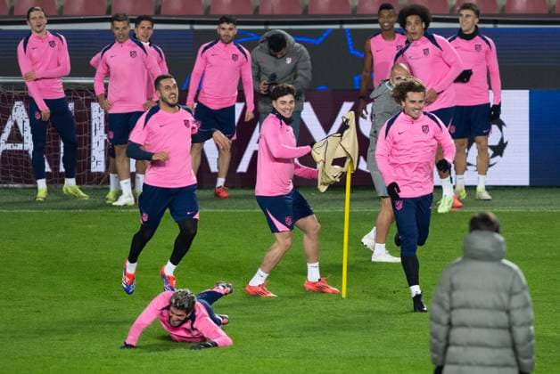 Football players of Atletico Madrid in action during the training session prior to the UEFA Champions League, round 5, match AC Sparta Praha vs Atletico Madrid, in Prague, Czech Republic, on November 25, 2024. (CTKxPhoto MichaelaxRihova) CTKPhotoP2024112507003  CTKPhotoP2024112507003