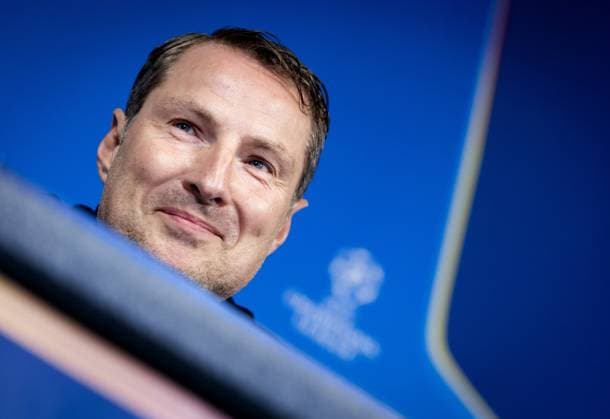 MANCHESTER - Coach Brian Priske of Feyenoord Rotterdam speaks to the press ahead of the UEFA Champions League match against Manchester City at the Etihad Stadium on Nov. 25 in Manchester, United Kingdom. ANP KOEN VAN WEEL xVIxANPxSportx xxANPxIVx 514279391 originalFilename: 514279391.jpg