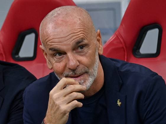 AFC CHAMPIONS LEAGUE ELITE, AL GHARAFA SC (QTR) v AL NASSR FC (KSA) Head Coach Stefano Pioli of Al Nassr FC looks on before the AFC Champions League elite west football match between Qatar s Al Gharafa SC and Saudi Arabia s Al Nassr FC at Al-Bayt Stadium in Al Khor, Qatar, on November 25, 2024 DOHA Qatar Copyright: xNAUSHADx