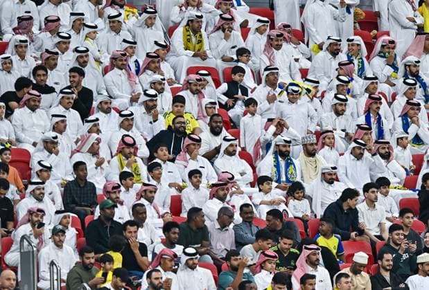 AFC CHAMPIONS LEAGUE ELITE, AL GHARAFA SC (QTR) v AL NASSR FC (KSA) Fans of Al Gharafa SC during the AFC Champions League elite west football match between Qatar s Al Gharafa SC and Saudi Arabia s Al Nassr FC at Al-Bayt Stadium in Al Khor, Qatar, on November 25, 2024 DOHA Qatar Copyright: xNAUSHADx