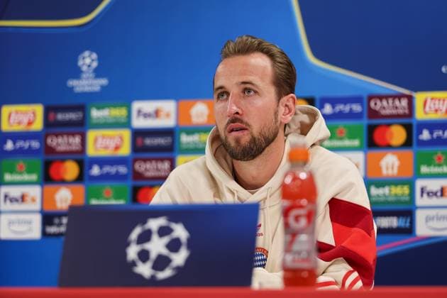 Harry Kane FC Bayern Muenchen, 09 at the press conference, Ger, International press conference, FC Bayern Muenchen, Football, UEFA Champions League, Matchday 5, 2024 2025 season, 25 11 2024, Ger, International press conference, FC Bayern Muenchen, Football, UEFA Champions League, Matchday 5, 2024 2025 season, 25 11 2024 Muenchen Copyright: xEibner-Pressefoto JennixMaulx EP_JML