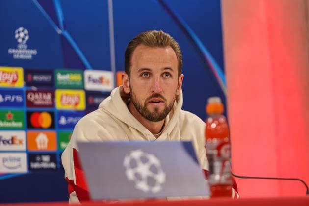 Harry Kane FC Bayern Muenchen, 09 at the press conference, Ger, International press conference, FC Bayern Muenchen, Football, UEFA Champions League, Matchday 5, 2024 2025 season, 25 11 2024, Ger, International press conference, FC Bayern Muenchen, Football, UEFA Champions League, Matchday 5, 2024 2025 season, 25 11 2024 Muenchen Copyright: xEibner-Pressefoto JennixMaulx EP_JML