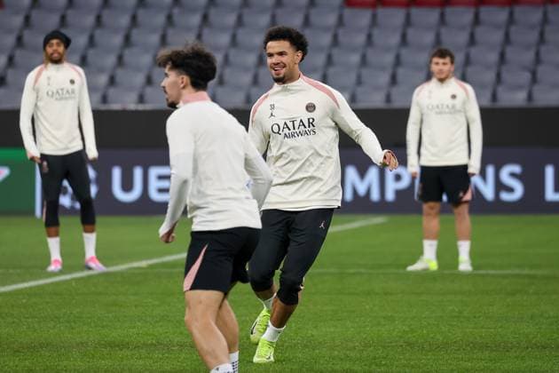 Warren Zaire Emery Paris Saint Germain, PSG, 33 , Ger, Final training, Paris Saint Germain, PSG, Football, UEFA Champions League, Matchday 5, 2024 2025 season, 25 11 2024, Ger, Final training, Paris Saint Germain, PSG, Football, UEFA Champions League, Matchday 5, 2024 2025 season, 25 11 2024 Muenchen Copyright: xEibner-Pressefoto JennixMaulx EP_JML