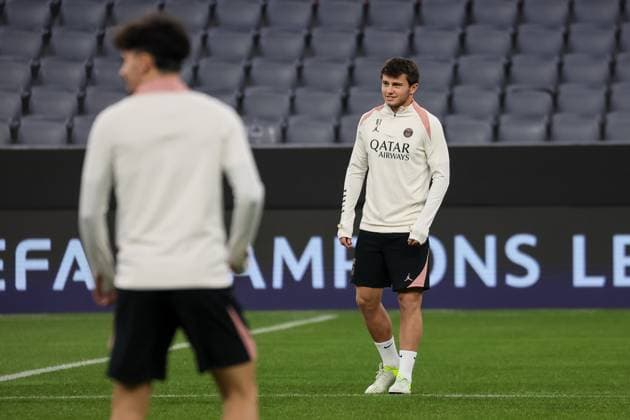 Joao Neves Paris Saint Germain, PSG, 87 , Ger, Final training, Paris Saint Germain, PSG, Football, UEFA Champions League, Matchday 5, 2024 2025 season, 25 11 2024, Ger, Final training, Paris Saint Germain, PSG, Football, UEFA Champions League, Matchday 5, 2024 2025 season, 25 11 2024 Muenchen Copyright: xEibner-Pressefoto JennixMaulx EP_JML