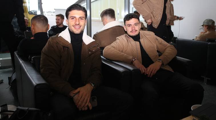 BAU 26 11 2024 Stuttgart Football VfB Stuttgart Departure for Belgrade, f l Leonidas Stergiou, Fabian Rieder