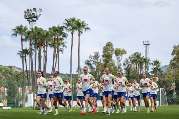 Sport Themen der Woche KW48 Sport Bilder des Tages 241126 Players of the Swedish women s national football team during a training session on November 26, 2024 in Marbella. Photo: Mathias Bergeld BILDBYRAN kod MB MB1008 fotboll football soccer fotball em-kval kval uefa womens EURO Qualifier, EM, Europameisterschaft qualifier träning practice training sverige sweden dam bbeng *** 241126 Players of the Swedish women s national football team during a training session on November 26, 2024 in Marbella Photo Mathias Bergeld BILDBYRAN code MB MB1008 fotboll football soccer fotball em kval kval uefa womens euro qualifier qualifier träning practice training sverige sweden dam bbeng  Copyright: MATHIASxBERGELD BB241126MB004