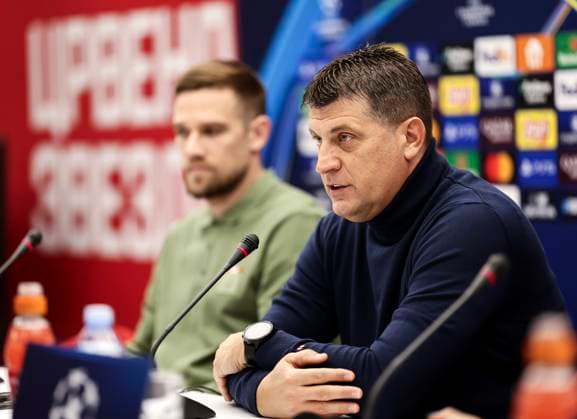 Crvena Zvezda v FC Barcelona, Barca - UEFA Champions League Timi Elsnik (L) and Head coach Vladan Milojevic of FK Crvena Zvezda during the press conference, PK, Pressekonferenz ahead the UEFA Champions League match Season 2024 2025 match between Crvena Zvezda and FC Stuttgart at stadium Rajko Mitic on November 26, 2024 in Belgrade, Serbia. Beograd Serbia Copyright: xSrdjanxStevanovicx x