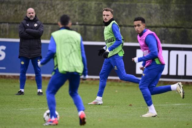 EINDHOVEN - PSV s Noa Lang during a training session ahead of tomorrow s Champions League match against Shachtar Donetsk. ANP OLAF CRACK xVIxANPxSportx xxANPxIVx 514326195 originalFilename: 514326195.jpg