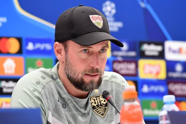 CRVENA ZVEZDA vs STUTTGART SEBASTIAN HOENES Stuttgart football coach at the press conference, PK, Pressekonferenz before the UEFA Champions League match against Crvena zvezda at the Rajko Mitic stadium, Belgrade 26.11.2024. Nebojsa Parausic MN press Photo Football, Champions League, Red Star, Stuttgart Belgrade Stadion Rajko Mitic Serbia Copyright: xNebojsaxParausicx xMNxPressx