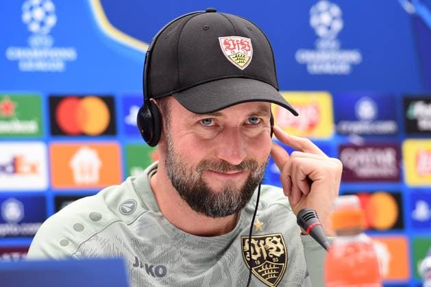 CRVENA ZVEZDA vs STUTTGART SEBASTIAN HOENES Stuttgart football coach at the press conference, PK, Pressekonferenz before the UEFA Champions League match against Crvena zvezda at the Rajko Mitic stadium, Belgrade 26.11.2024. Nebojsa Parausic MN press Photo Football, Champions League, Red Star, Stuttgart Belgrade Stadion Rajko Mitic Serbia Copyright: xNebojsaxParausicx xMNxPressx