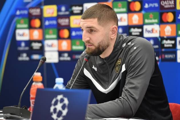 CRVENA ZVEZDA vs STUTTGART JEFF CHABOT Stuttgart football player at the press conference, PK, Pressekonferenz before the UEFA Champions League match against Crvena zvezda at the Rajko Mitic stadium, Belgrade 26.11.2024. Nebojsa Parausic MN press Photo Football, Champions League, Red Star, Stuttgart Belgrade Stadion Rajko Mitic Serbia Copyright: xNebojsaxParausicx xMNxPressx