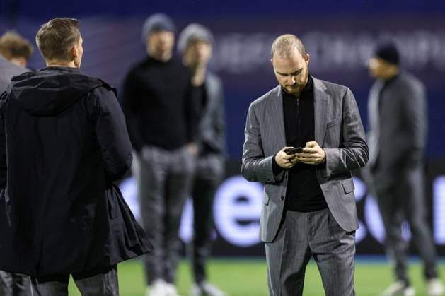 UEFA Chapmions League: Borussia Dortmund press Players of Borussia Dortmund inspects the pitch at Maksimir Stadium in Zagreb, Croatia, on November 26, 2024.  IgorxKralj PIXSELL
