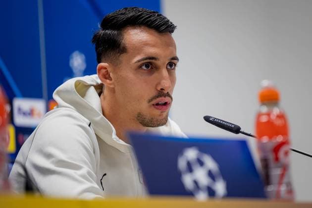 SOCCER - UEFA CL, Sturm vs Girona KLAGENFURT,AUSTRIA,26.NOV.24 - SOCCER - UEFA Champions League, SK Sturm Graz vs Girona FC, preview, press conference, PK, Pressekonferenz Girona. Image shows Bojan Miovski (Girona).  GEPAxpictures xMatthiasxTrinkl