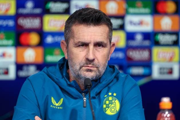 UEFA Chapmions League: Dinamo Zagreb press and training Head Coach of GNK Dinamo Zagreb Nenad Bjelica speaks on a press conference, PK, Pressekonferenz at Maksimir Stadium in Zagreb, Croatia, on November 26, 2024.  IgorxKralj PIXSELL
