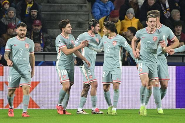 Julian Alvarez of Atletico, second left, celebrates a goal during the football Champions League 5th round match Sparta Praha vs Atletico Madrid in Prague, Czech Republic, November 26, 2024. (CTKxPhoto RomanxVondrous) CTKPhotoP2024112606899  CTKPhotoP2024112606899