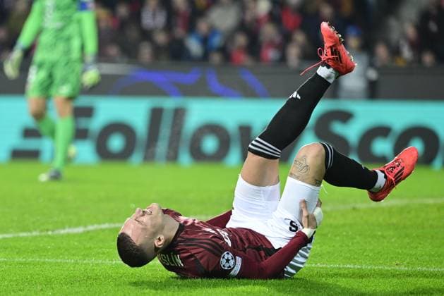 Injured Lukas Haraslin of Sparta during the football Champions League 5th round match Sparta Praha vs Atletico Madrid in Prague, Czech Republic, November 26, 2024. (CTKxPhoto RomanxVondrous) CTKPhotoP2024112607029  CTKPhotoP2024112607029