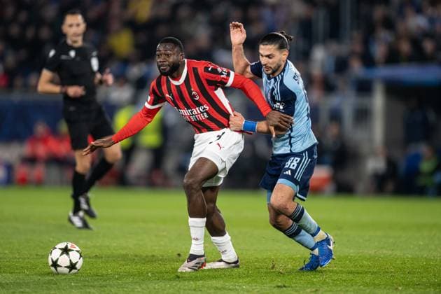 Youssouf Fofana and Kyriakos Savvidis during UEFA Champions league match, SK Slovan Bratislava - AC Milan , 26. november 2024, Tehelne pole Stadium, Bratislava, Slovakia Copyright: xMICHALxFAJT,ZOSPORTU.SKx FAJ_5049