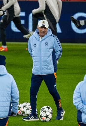 Football - UEFA Champions League - League Phase - Liverpool FC v Real Madrid CF - MD-1 LIVERPOOL, ENGLAND - Tuesday, November 26, 2024: Real Madrid s head coach Carlo Ancelotti during a training session at Anfield ahead of the UEFA Champions League game between Liverpool FC and Real Madrid CF. (Photo by David Rawcliffe Propaganda) LIVERPOOL Anfield MERSEYSIDE ENGLAND  Copyright: xDavidxRawcliffex P2024-11-26-Liverpool_Madrid_MD-1-136