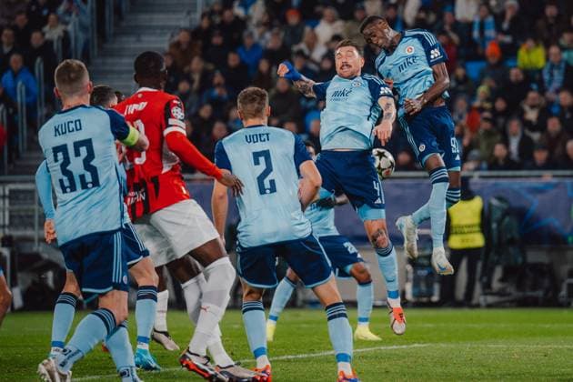 SOCCER - UEFA CL, Slovan vs Milan BRATISLAVA,SLOVAKIA,26.NOV.24 - SOCCER - UEFA Champions League, Slovan Bratislava vs AC Milan. Image shows Juraj Kucka (Slovan) and Idjessi Metsoko (Slovan).  GEPAxpictures xAlexanderxSolc