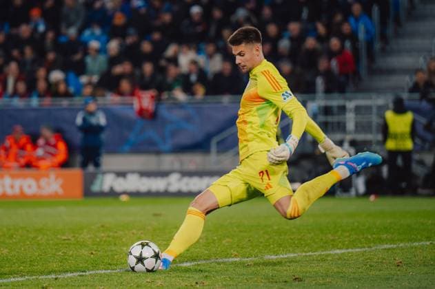 SOCCER - UEFA CL, Slovan vs Milan BRATISLAVA,SLOVAKIA,26.NOV.24 - SOCCER - UEFA Champions League, Slovan Bratislava vs AC Milan. Image shows Dominik Takac (Slovan).  GEPAxpictures xAlexanderxSolc