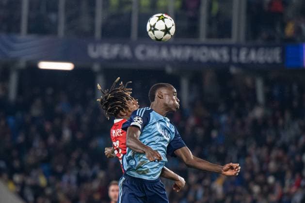 Idjessi Metsoko in a head to head battle during UEFA Champions league match, SK Slovan Bratislava - AC Milan , 26. november 2024, Tehelne pole Stadium, Bratislava, Slovakia Copyright: xMICHALxFAJT,ZOSPORTU.SKx DSC_6924