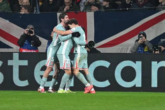 Atletico players celebrate a goal during the football Champions League 5th round match Sparta Praha vs Atletico Madrid in Prague, Czech Republic, November 26, 2024. (CTKxPhoto MichaelaxRihova) CTKPhotoP2024112607443  CTKPhotoP2024112607443