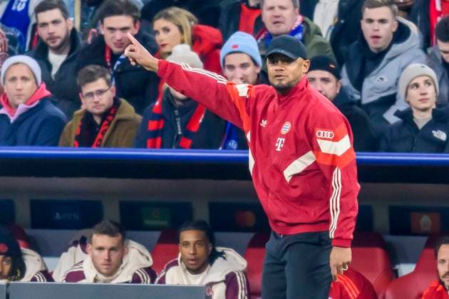 GER, UEFA CL, FC Bayern Muenchen GER vs Paris Saint Germain FRA 26 11 2024, Allianz Arena, Muenchen, GER, UEFA CL, FC Bayern Muenchen GER vs Paris Saint Germain FRA , UEFA regulations prohibit any use of photographs as image sequences and or quasi video, in the picture Vincent Kompany coach FCB gestures, facial expressions, emotions in the coaching zone on the sidelines nordphotoxGmbHx xStraubmeier nph00004