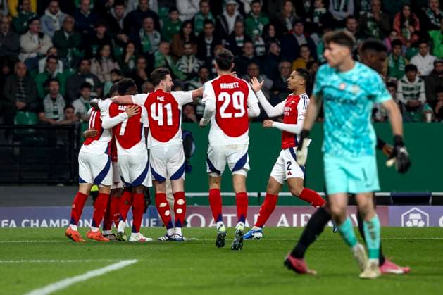 Gabriel Martinelli forward of Arsenal FC celebrates after scoring a goal during the UEFA Champions League 2024 25 League Phase MD4 match between Sporting Clube de Portugal and Arsenal FC at Estadio Jose Alvalade on November 26, 2024 in Lisbon, Portugal. UEFA Champions League - Sporting CP vs Arsenal FC (Valter Gouveia SPP) Copyright: xValterxGouveia SPPx spp-en-VaGo-VG_L9753