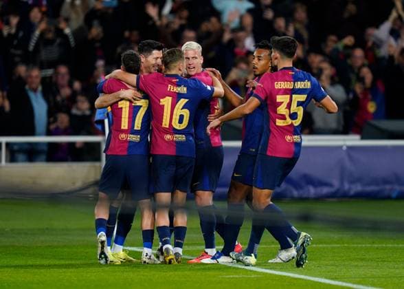 Robert Lewandowski of FC Barcelona, Barca celebrates the 1-0 FC Barcelona v Stade Brestois, UEFA Champions League match, date 5. Football, Lluis Companys Stadium, Barcelona, Spain - 26 Nov 2024 Editorial use only  Copyright: xBaguxBlanco Pressinphoto Shutterstockx 14945346r