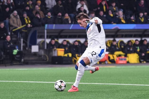 BERN, SWITZERLAND NOVEMBER 26 Mateo Retegui of Atalanta scores his goal during the UEFA Champions League 2024 25 League Phase MD5 match between BSC Young Boys and Atalanta BC at Stadion Wankdorf on November 26, 2024 in Bern, Switzerland Bern Stadion Wankdorf Bern Switzerland Copyright: xJustPictures.ch ManuelxWinterbergerx jp-en-EuSpIm-JP4_MAN_YB_Atalanta_26Nov2024_BE_01194