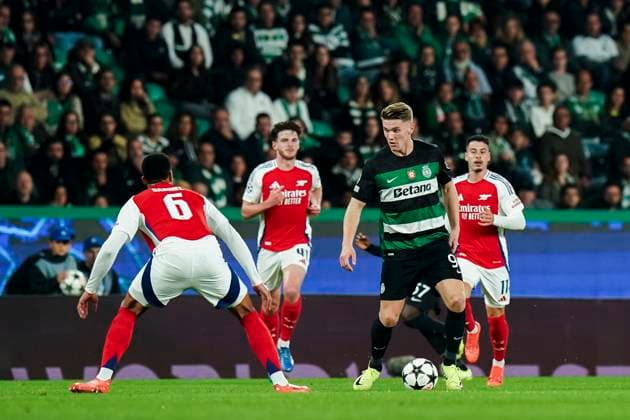 241126 Viktor Gyökeres of Sporting Lisbon during the Champions League football match between Sporting Lisbon and Arsenal on November 26, 2024 in Lisbon Photo Gualter Fatia BILDBYRAN kod XY XY0033 fotboll football soccer fotball uefa champions league champions league sporting lisbon Sporting CP Sporting Lissabon arsenal bbeng  Copyright: GualterxFatia BB241126ZS002