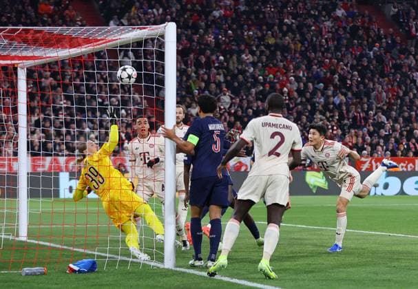 Kim Min-Jae of Bayern Munich scores the opening goal Bayern Munich v Paris Saint-Germain, UEFA Champions League, Group Stage, Football, Allianz Arena, Munich, Germany - 26 Nov 2024 EDITORIAL USE ONLY No use with unauthorised audio, video, data, fixture lists, club league logos or live services. Online in-match use limited to 120 images, no video emulation. No use in betting, games or single club league player publications. Copyright: xMichaelxZemanek Shutterstockx 14940166n