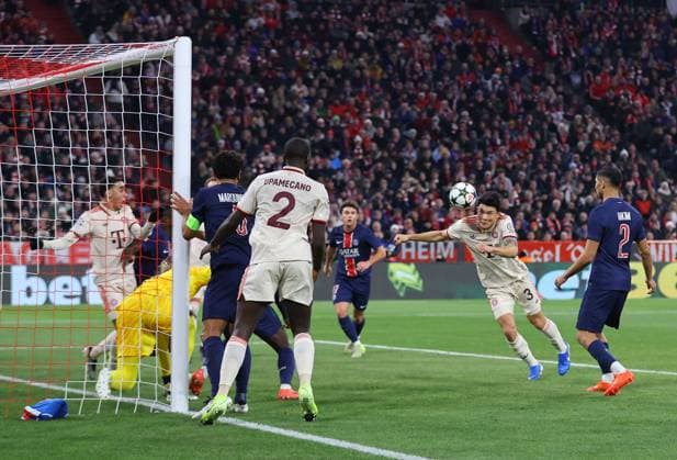 Kim Min-Jae of Bayern Munich scores the opening goal Bayern Munich v Paris Saint-Germain, UEFA Champions League, Group Stage, Football, Allianz Arena, Munich, Germany - 26 Nov 2024 EDITORIAL USE ONLY No use with unauthorised audio, video, data, fixture lists, club league logos or live services. Online in-match use limited to 120 images, no video emulation. No use in betting, games or single club league player publications. Copyright: xMichaelxZemanek Shutterstockx 14940166p