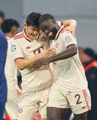 MinJae Kim, Min-Jae Kim , FCB 3 celebrates his 1-0 goal, happy, laugh, celebration, with Dayot Upamecano , FCB 2 in the League Phase MD5 match FC BAYERN MUENCHEN - PARIS SG of football UEFA Champions League in season 2024 2025 in Munich, Nov 26, 2024 , FCB, 5. Spieltag, München