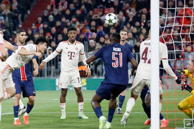 Bild v l Min jae Kim FC Bayern Muenchen, 3 , Goal scored, erzielt das Tor zum 1 0, celebrate the goal 26 11 2024, Fussball, UEFA Champions League, Bayern Muenchen Paris St Germain, GER, Muenchen, Allianz Arena, DFL REGULATIONS PROHIBIT ANY USE OF PHOTOGRAPHS AS IMAGE SEQUENCES AND OR QUASI VIDEO Copyright: HMBxMedia xHeikoxBecker