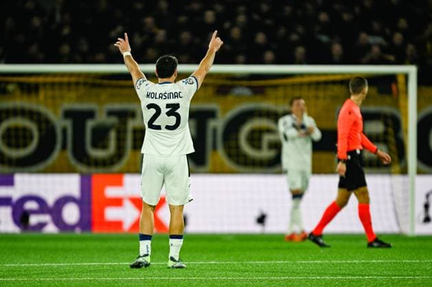 26 11 2024, Bern, Stadion Wankdorf, UEFA Champions League Young Boys Atalanta, 23 Sead Kolasinac Atalanta celebrates goal Bern Stadion Wankdorf Bern Switzerland Copyright: xJustPictures.ch KjetilxWaberx jp-en-KjWa-SF_241126_91297