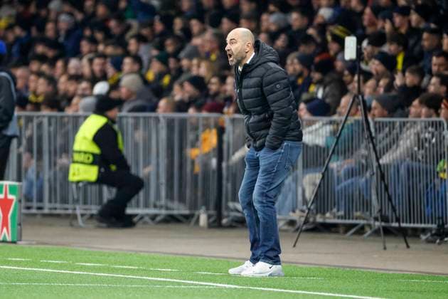 Joël Magnin, Joel Magnin BSC Young Boys, Coach , Football, UEFA Champions League, Matchday 5, 2024 2025, Young Boys Bern vs Atalanta Bergamo, 26 11 2024, Stadion Wankdorf, Bern, Switzerland Bern Stadion Wankdorf Canton Bern Switzerland Copyright: xGrantxHubbsx