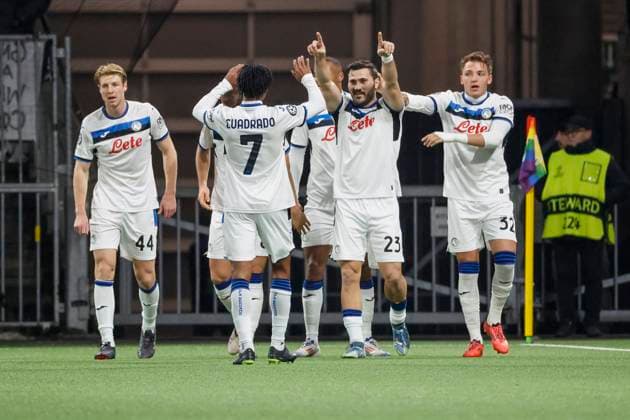 Goal celebration Atalanta Bergamo at 1 3 by Sead Kolasinac Atalanta Bergamo, 23 , Soccer, UEFA Champions League, Matchday 5, 2024 2025, Young Boys Bern vs Atalanta Bergamo, 26 11 2024, Stadion Wankdorf, Bern, Switzerland Bern Stadion Wankdorf Canton Bern Switzerland Copyright: xGrantxHubbsx