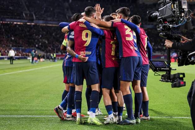 November 26, 2024, Barcelona, Barcelona, SPAIN: Robert Lewandowski of FC Barcelona, Barca celebrates a goal with his teammates during the UEFA Champions League 2024 25 League Phase MD5, match between FC Barcelona and Stade Brestois 29 at Estadi Olimpic Lluis Companys on November 26, 2024 in Barcelona, Spain. Barcelona SPAIN - ZUMAa181 20241126_zaa_a181_021 Copyright: xJavierxBorregox