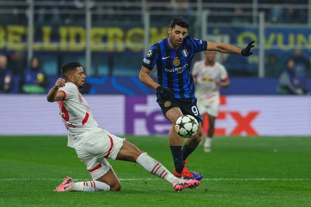 CALCIO - UEFA Champions League - Inter - FC Internazionale vs RB Leipzig Mehdi Taremi FC internazionale seen in action during UEFA Champions League 2024 25 League Phase - Matchday5 football match between FC Internazionale and RB Leipzig at San Siro Stadium Milan Italy  Copyright: xIPAxSport ABACAx