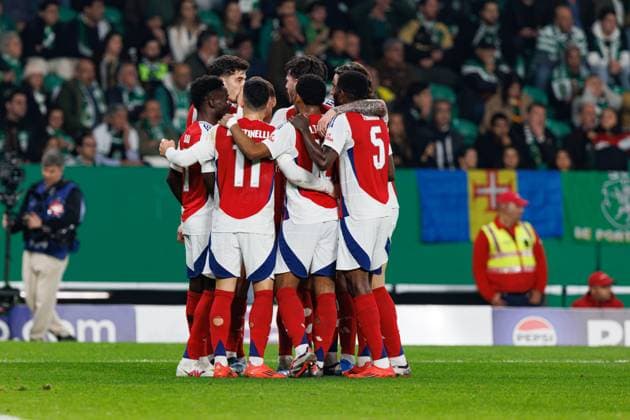 Players of Arsenal seen celebrating after goal scored by Kai Havertz during UEFA Champions League game between teams of Sporting CP and Arsenal FC (Maciej Rogowski) Lisbon Estadio Jose Alvalade Portugal Copyright: xMaciejxRogowskix sportingarsenal2425-12